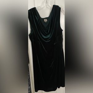 Anne Klein cowl neck velvet emerald green dress